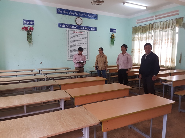 Huyện Krông Năng: Kiểm tra cơ sở vật chất phục vụ kỳ thi THPT Quốc gia năm 2018